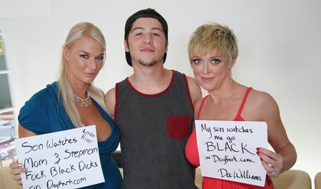 Deux filles noires baisent des milfs à grosses bites devant un garçon de la région