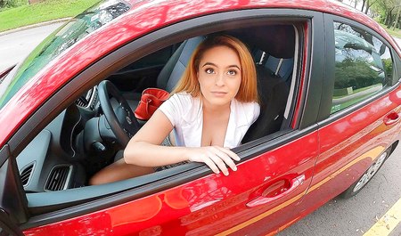 Un travailleur routier a encouragé une dame dans une voiture à avoir des relations sexuelles sous un pont