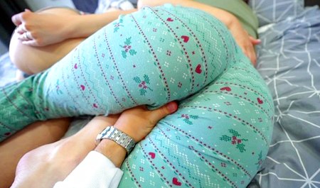 Comment un honnête homme a baisé sa demi-soeur et sa maîtresse le matin