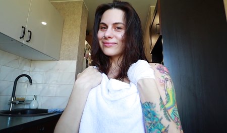 Pour deux mille dollars, n'importe quelle fille sera d'accord...