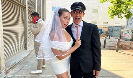 Et ce n'est pas mal pour le chauffeur de remplacer le mari de la mariée Yae Triplex