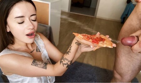 Si vous voulez une pizza mais que vous n'avez pas d'argent, il ne vous reste plus que du sexe et de la pipe...