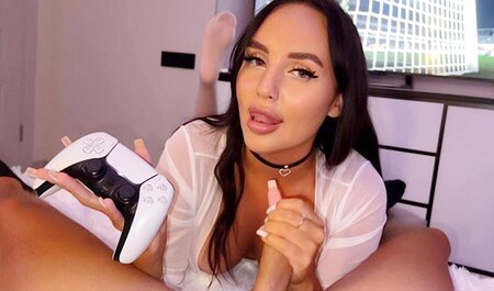 Elle a emmené son mari au travail et l'a secrètement trompé