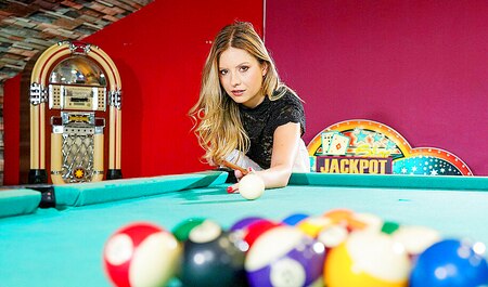 Si tu veux baiser une femme, baise sa mère d'abord...