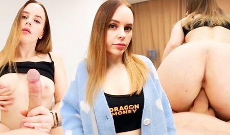 Подписала контракт и теперь шпилится с работодателем за деньги...